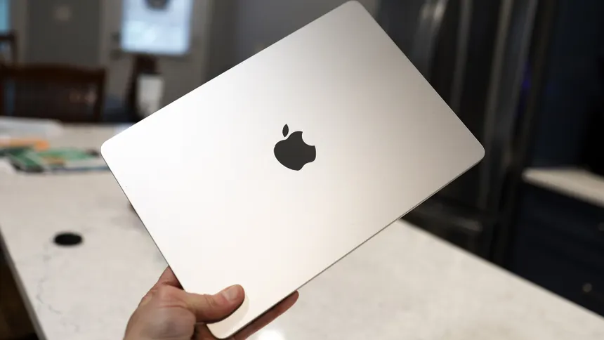 M5 MacBook Air Review